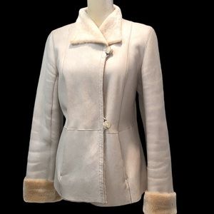 Bloomingdale’s genuine 💯 Lambskin shearling lined jacket. Vintage. Size Small.